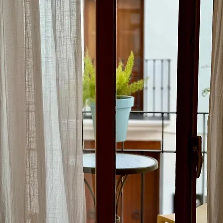N28 Bed & Breakfast Xàtiva